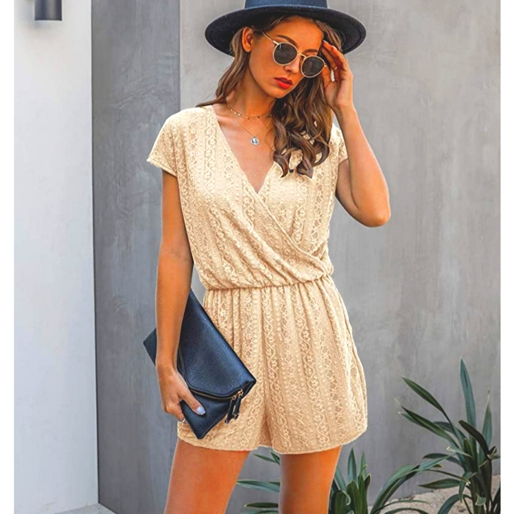 Women's Summer Romper with Pockets Size S: Bust-----37"; Waist-----25.6"
